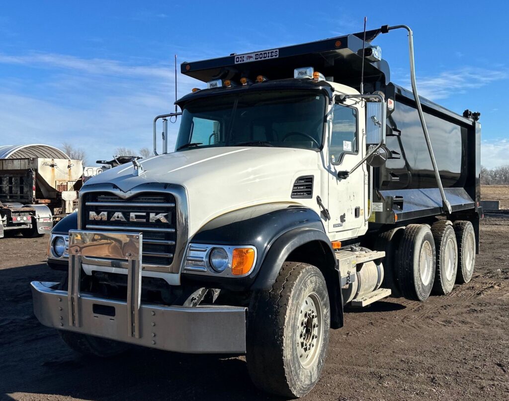 2006 Mack CV713 Dump Truck