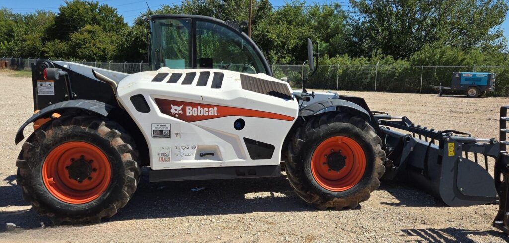 2018 Bobcat V723 Telehandler