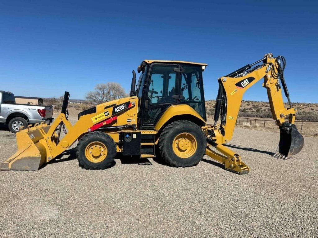 2018 Caterpillar 420F2 Backhoe