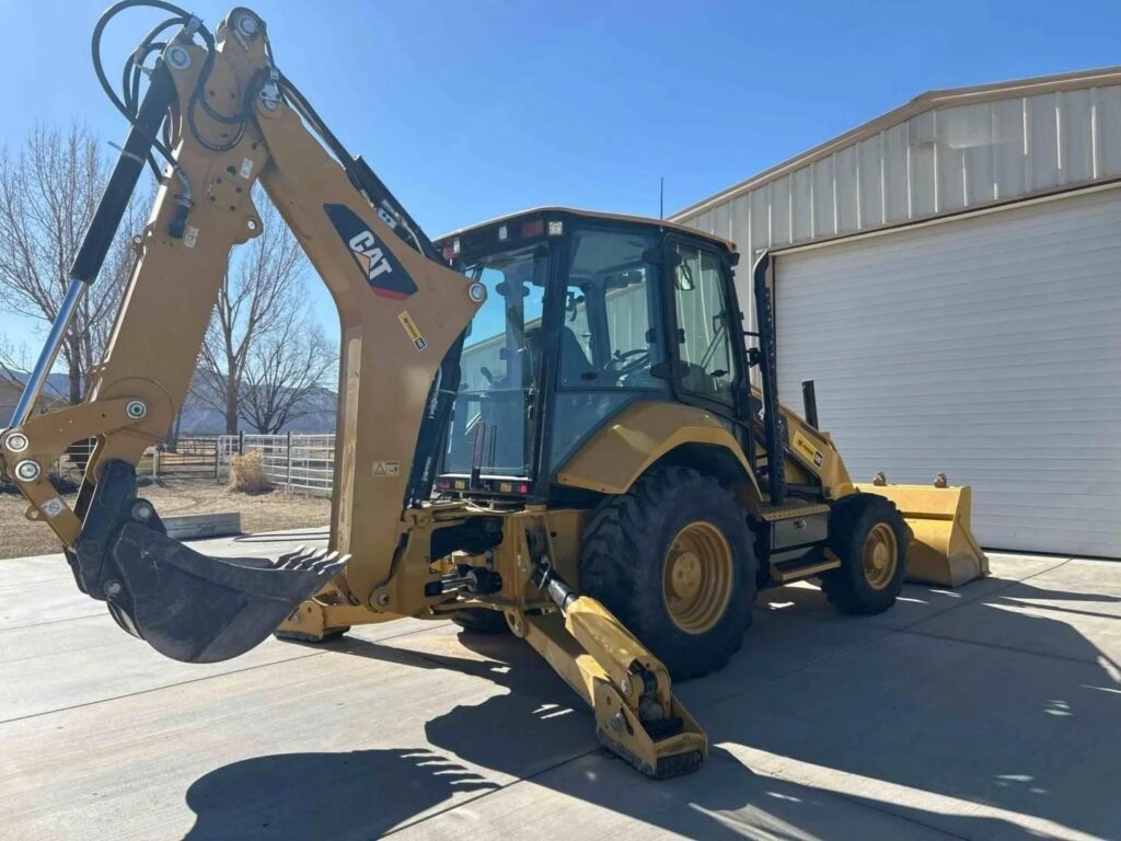 2018 Caterpillar 420F2 Backhoe