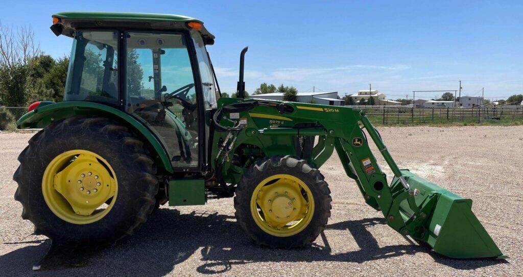 2018 John Deere 5075E