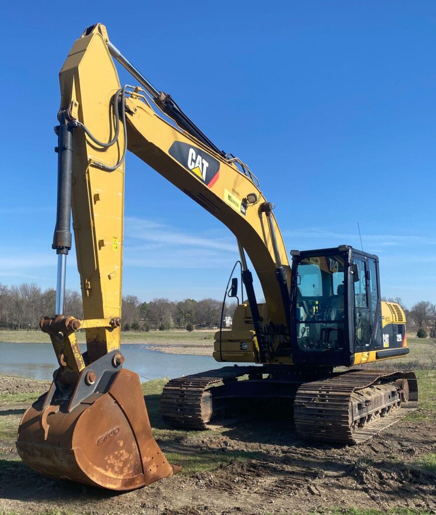 2011 Caterpillar 320DL Excavator