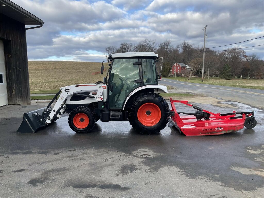 2019 Bobcat CT5555 Loader Tractor + Attachment