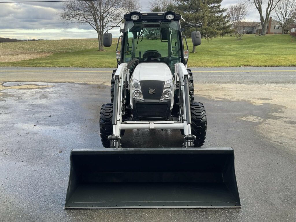 2019 Bobcat CT5555 Loader Tractor + Attachment