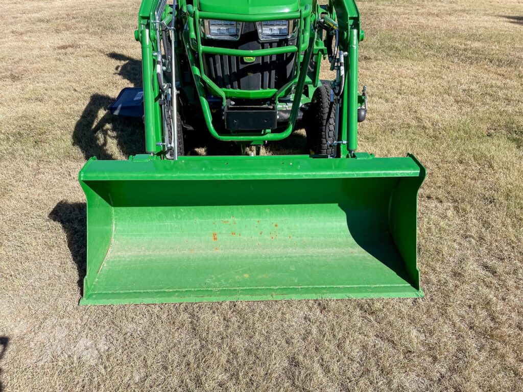 2023 John Deere 2032R Tractor