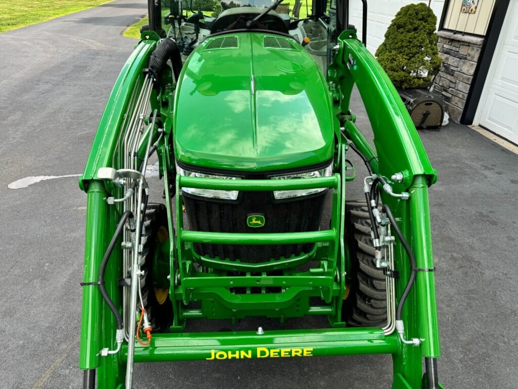 2021 John Deere 3039R w/ Attachments